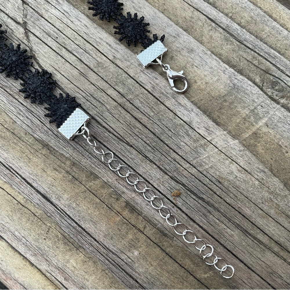 NEW SOL CHOKER NECKLACE - Picture 3 of 6